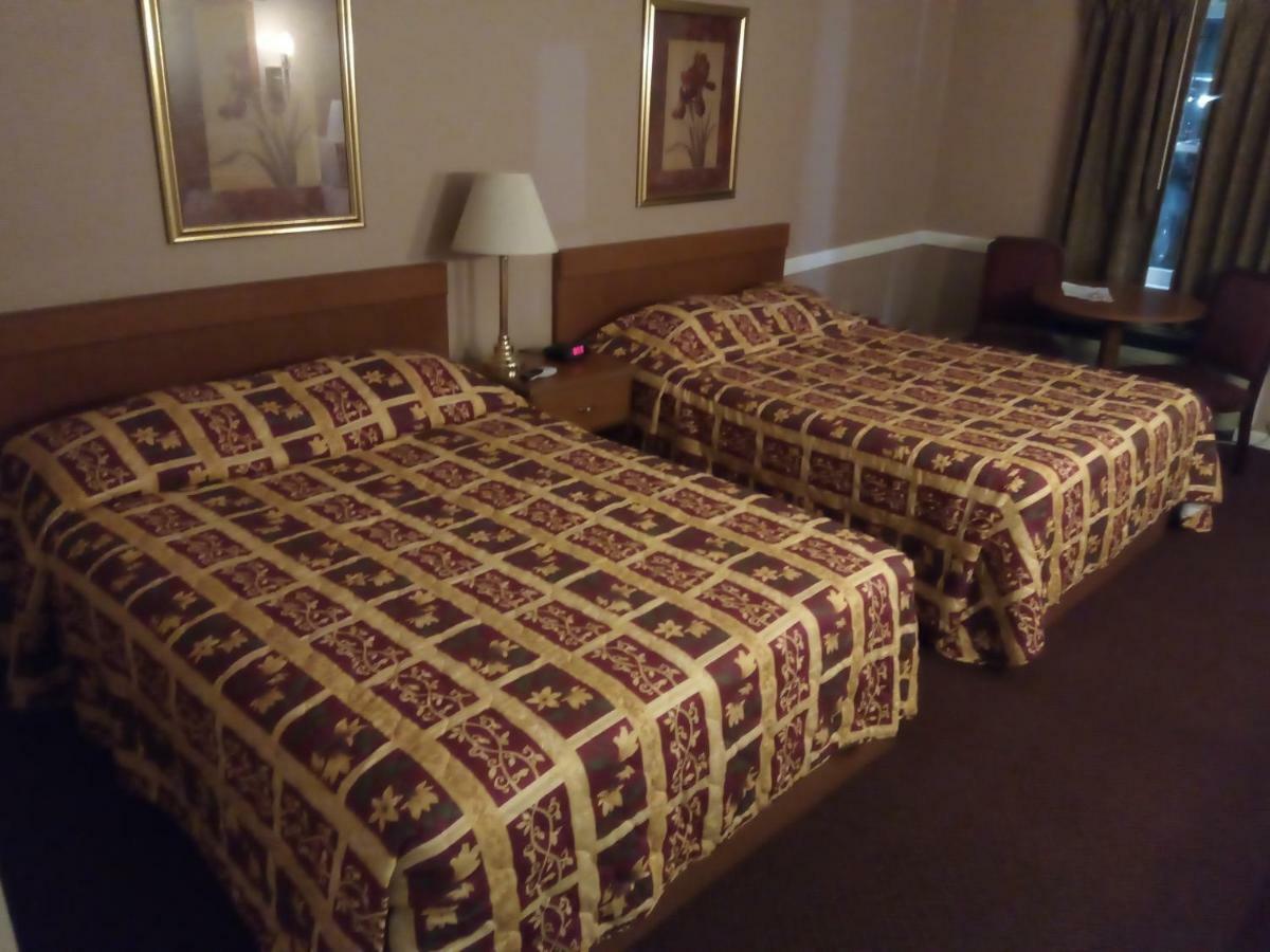 Regal Inn Hebron 外观 照片